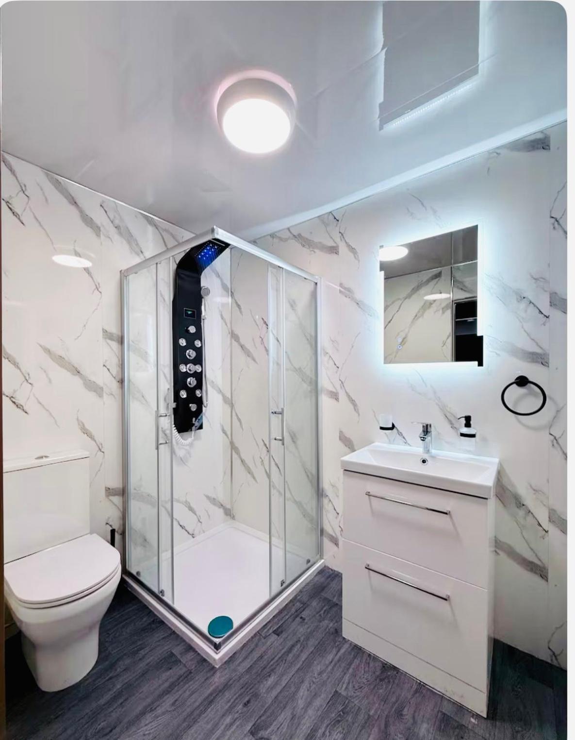 Birmingham City Centre- 9 Bed House With Free Parking Eksteriør billede